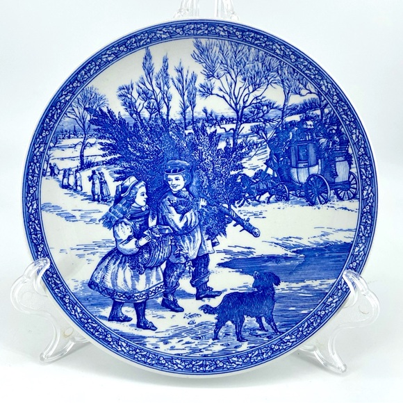 Spode Christmas Plate Blue Room Gathering Tree Victorian Children Dog VTG 1995 - Picture 1 of 5